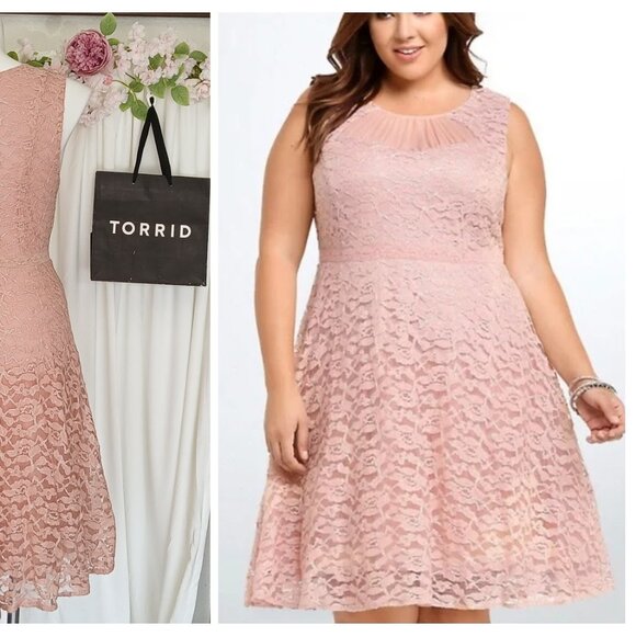 Torrid Lace Metallic Party Size 12 Lace 33% Cotton - Picture 2 of 7